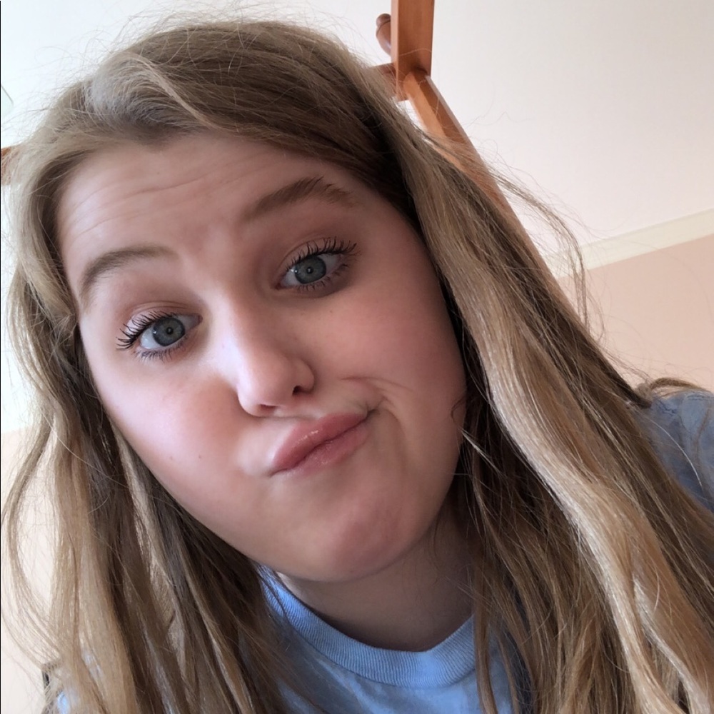 Meet your Posher, Maddie